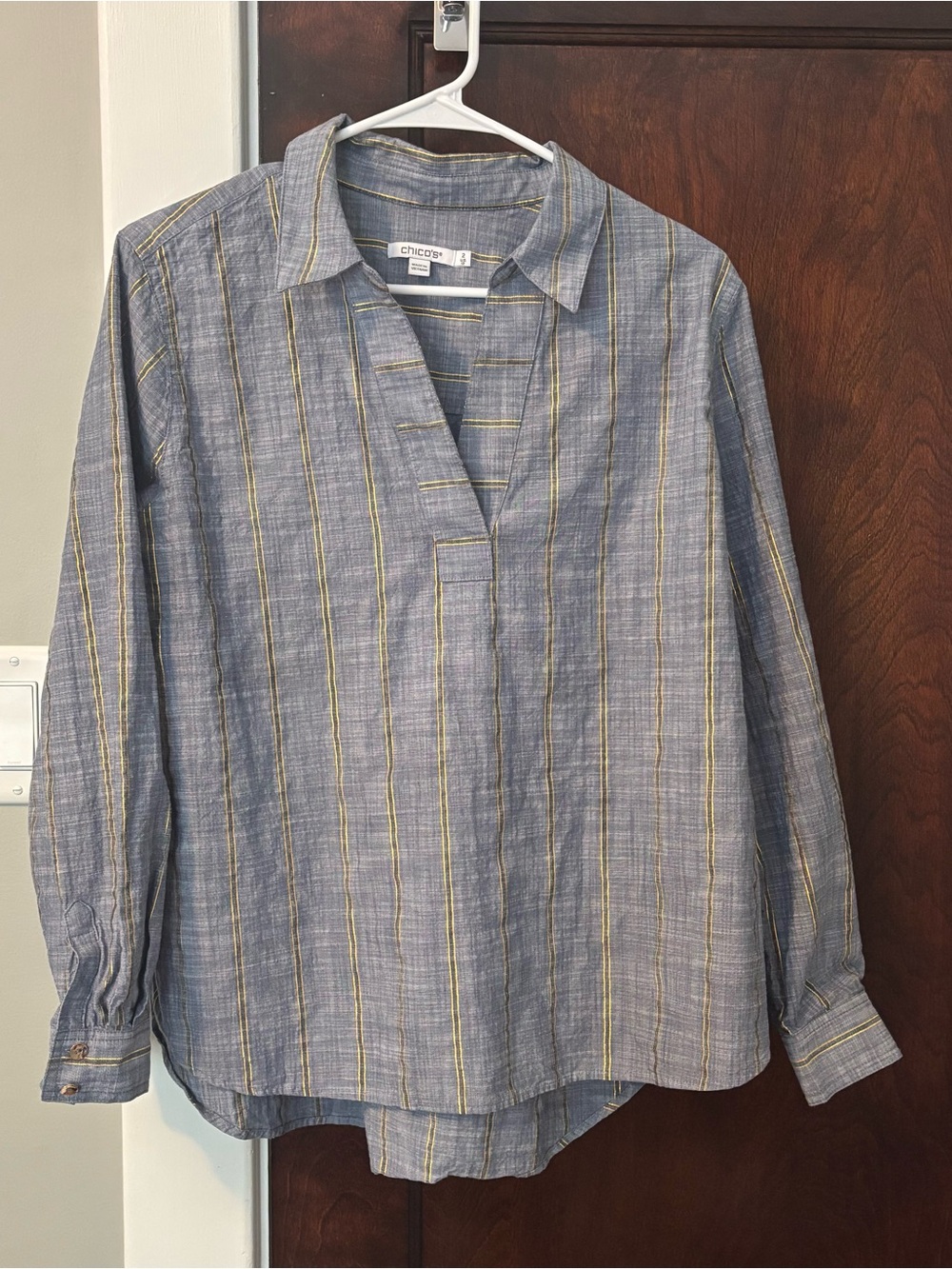 Chico’s Blouse Size 2 Large 12 Chambray Gold Metallic Stripe Cotton Top Long